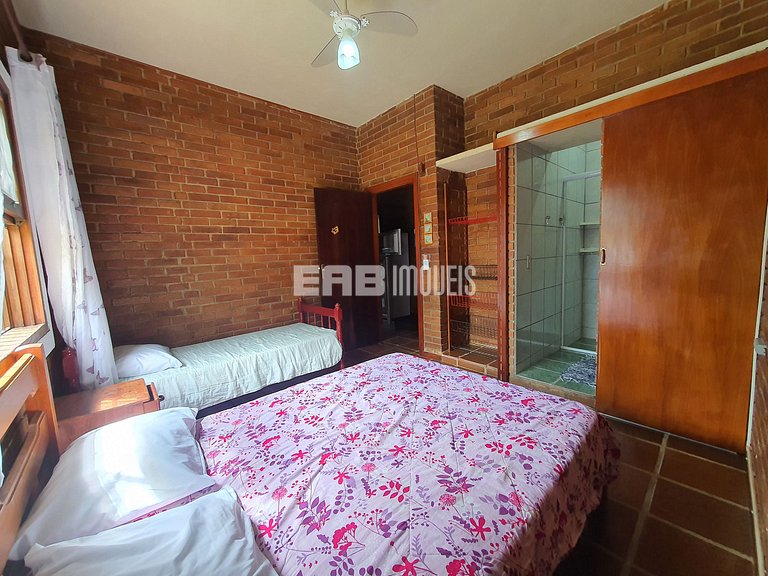 Casa a menos de 40m da praia de Itamambuca