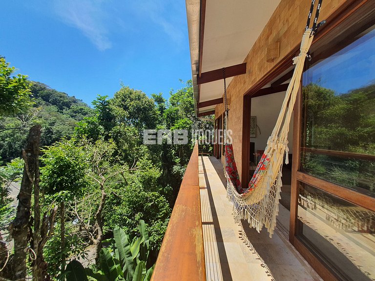 Refúgio entre a Mata e o Mar