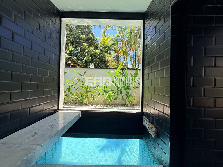 Casa na praia de Itamambuca, com 6 suítes, sauna e piscina