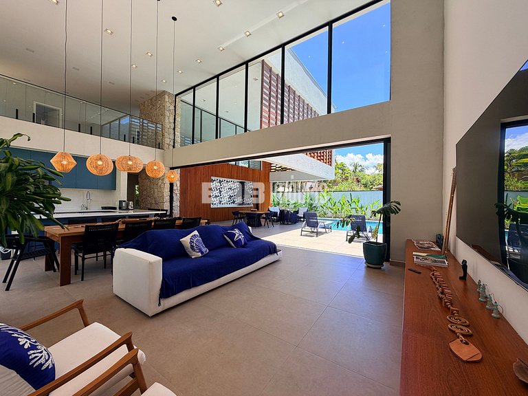 Casa na praia de Itamambuca, com 6 suítes, sauna e piscina