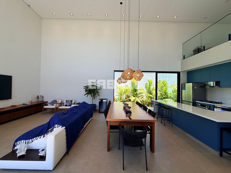 Casa na praia de Itamambuca, com 6 suítes, sauna e piscina