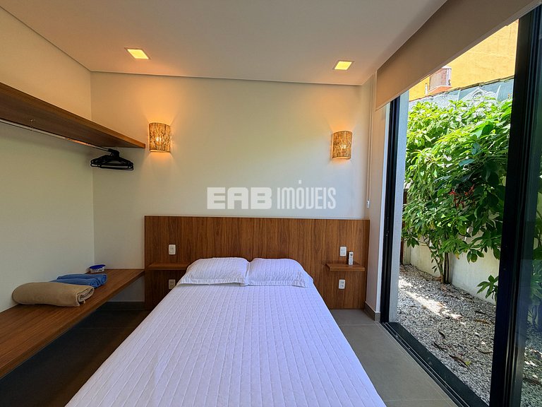 Casa na praia de Itamambuca, com 6 suítes, sauna e piscina