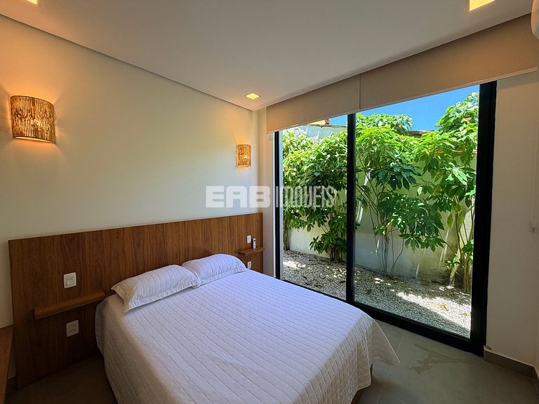 Casa na praia de Itamambuca, com 6 suítes, sauna e piscina