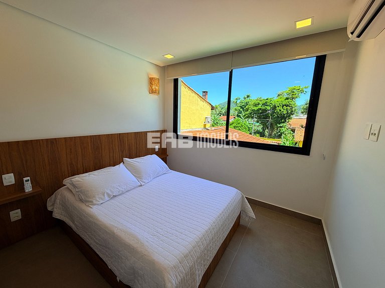 Casa na praia de Itamambuca, com 6 suítes, sauna e piscina