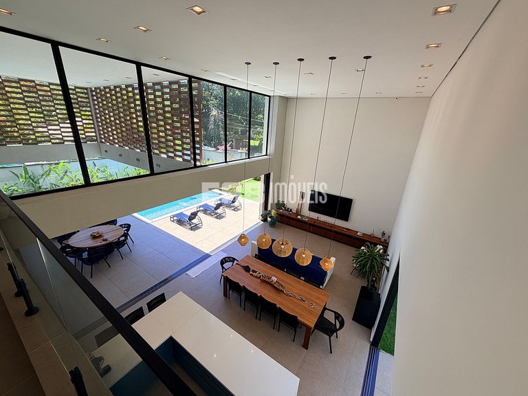 Casa na praia de Itamambuca, com 6 suítes, sauna e piscina