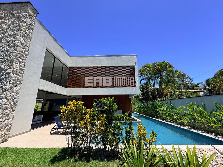 Casa na praia de Itamambuca, com 6 suítes, sauna e piscina