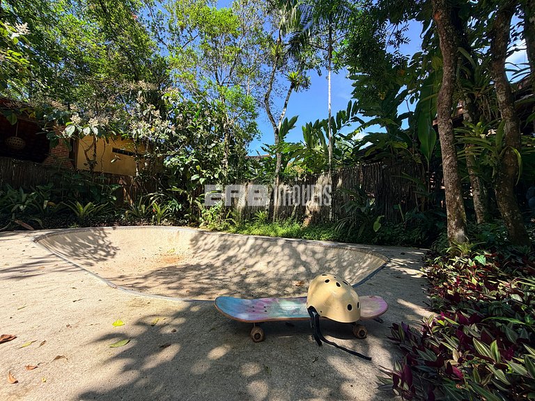 Casa rústica, charmosa e moderna para a temporada em Itamamb