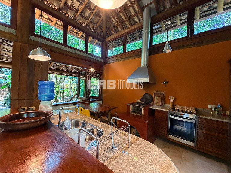 Casa rústica, charmosa e moderna para a temporada em Itamamb