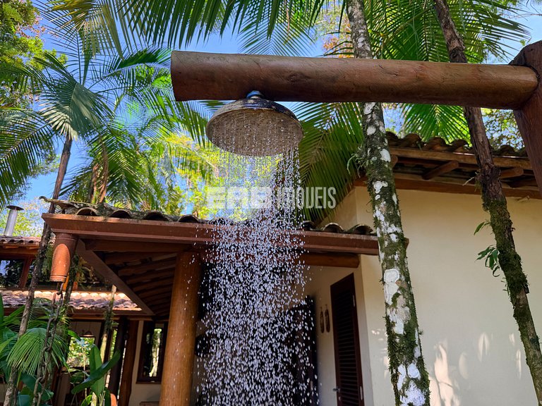 Casa rústica, charmosa e moderna para a temporada em Itamamb