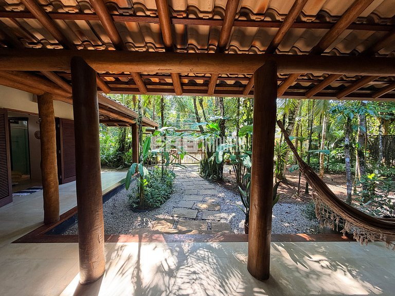 Casa rústica, charmosa e moderna para a temporada em Itamamb