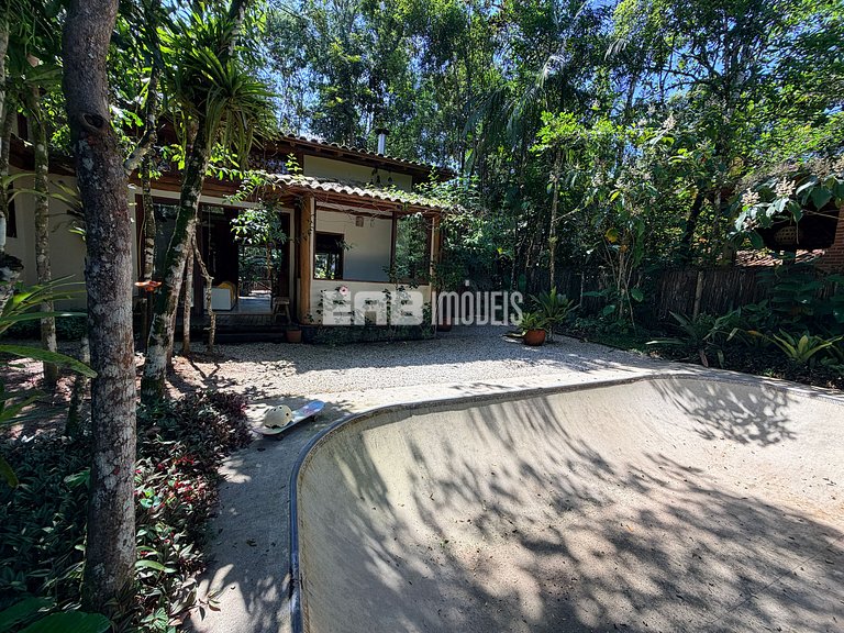 Casa rústica, charmosa e moderna para a temporada em Itamamb