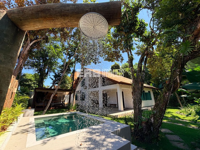 Charme na natureza com área gourmet e piscina