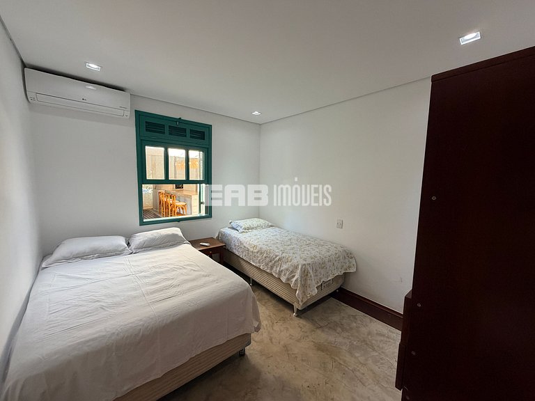 Charme na natureza com área gourmet e piscina