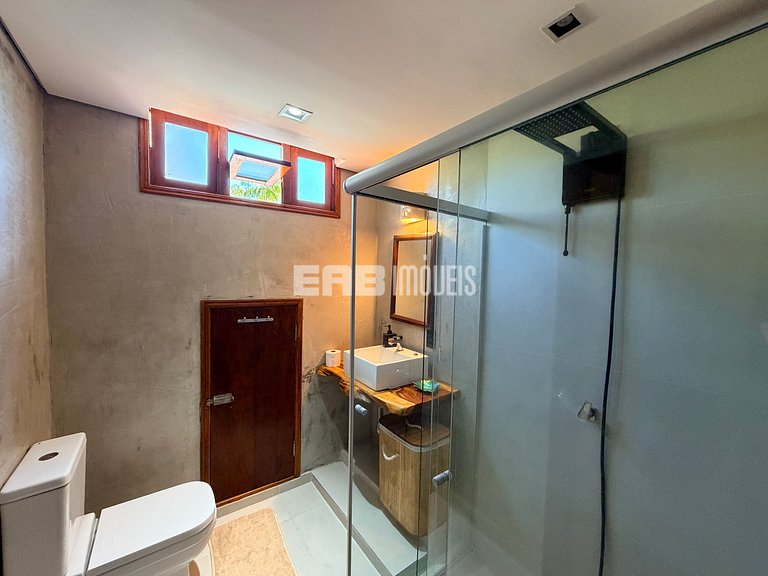 Charme na natureza com área gourmet e piscina