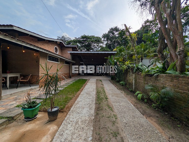 Casa para 12 pessoas na praia de Itamambuca