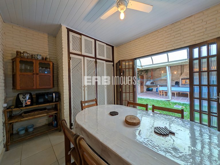 Casa para 12 pessoas na praia de Itamambuca