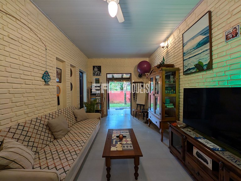 Casa para 12 pessoas na praia de Itamambuca