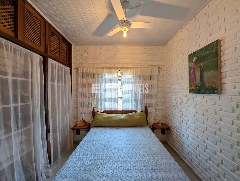 Casa para 12 pessoas na praia de Itamambuca