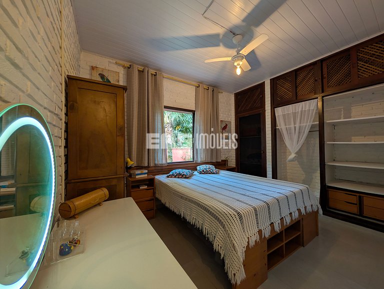 Casa para 12 pessoas na praia de Itamambuca