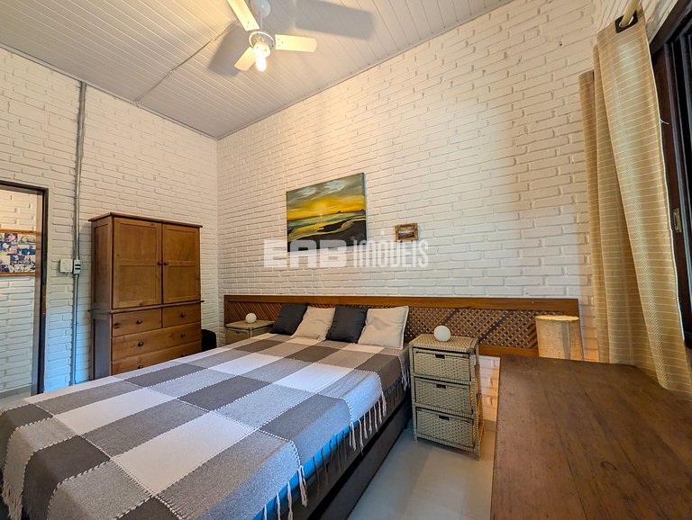 Casa para 12 pessoas na praia de Itamambuca