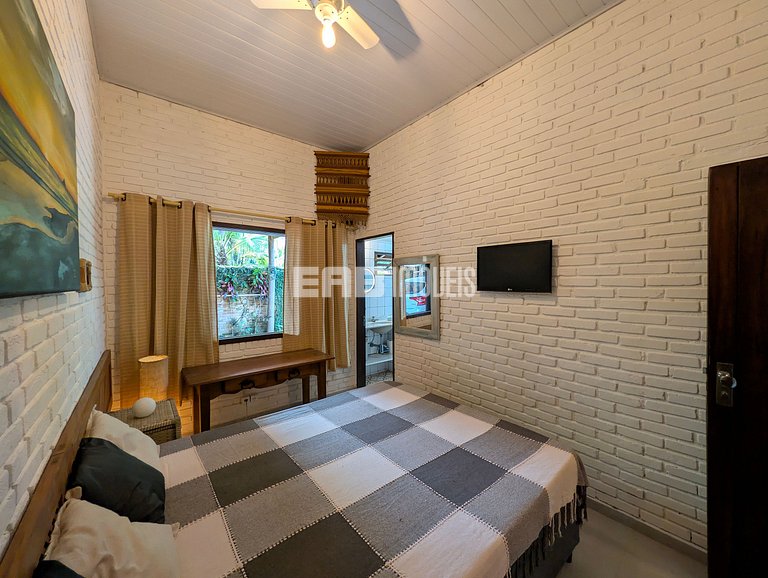 Casa para 12 pessoas na praia de Itamambuca