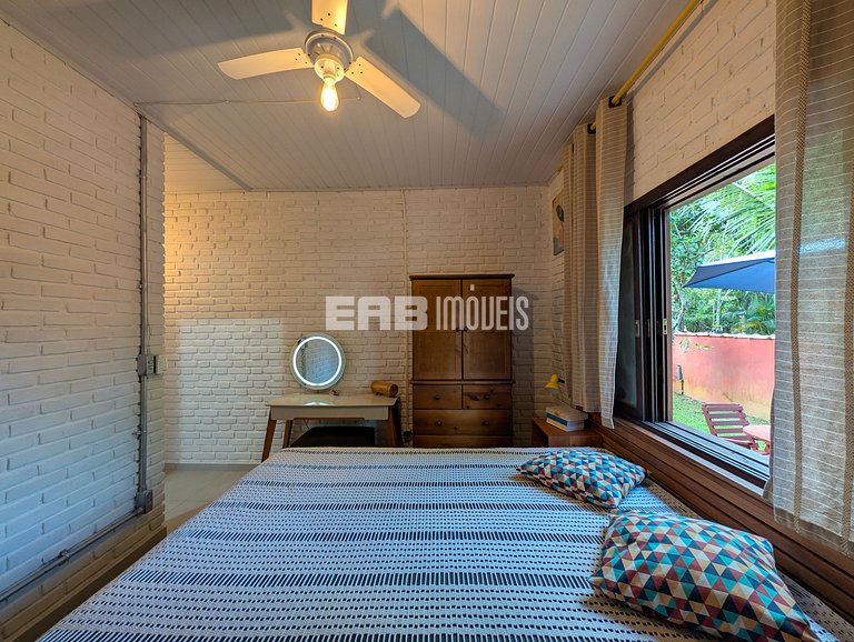 Casa para 12 pessoas na praia de Itamambuca