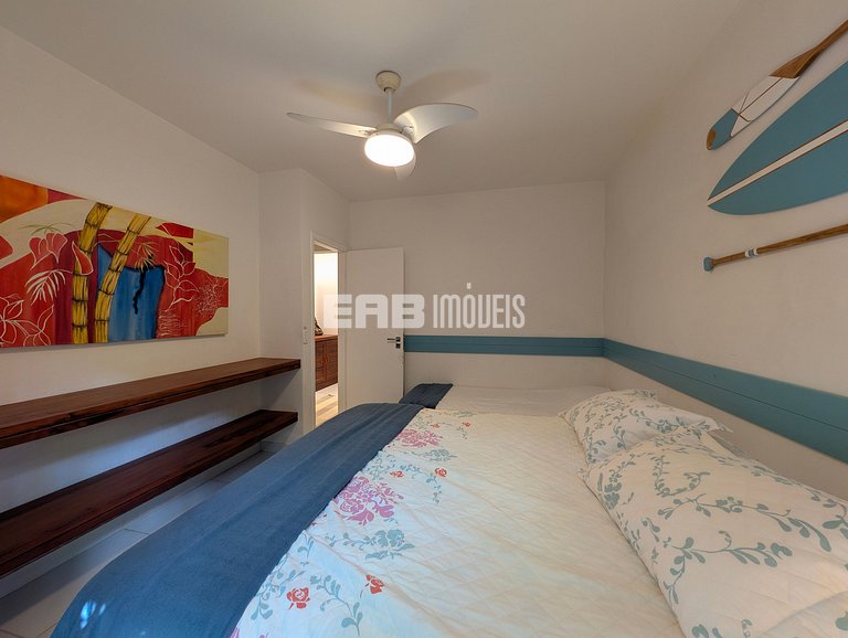 Casa com piscina, a poucos passos da praia de Itamambuca!