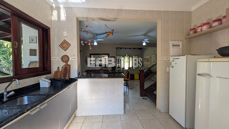 Casa para 14 pessoas em Itamambuca