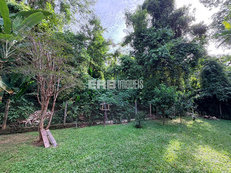 Casa para locação de temporada em Itamambuca. Acomoda até 9