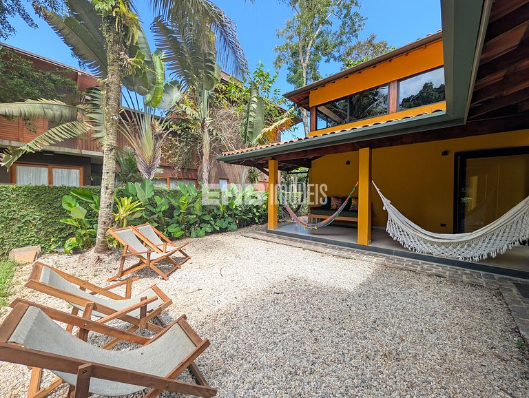 Casa estilosa com churrasqueira em Itamambuca
