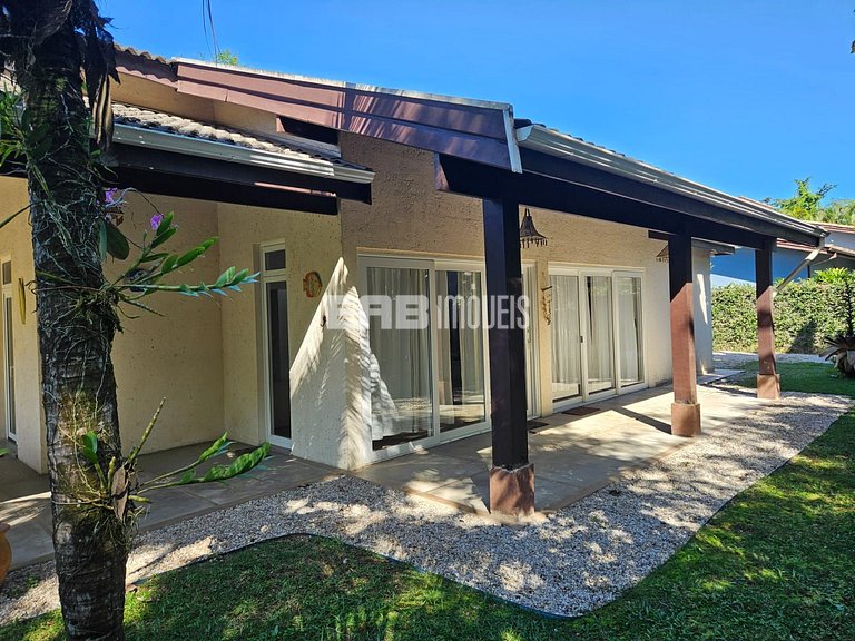 Casa para locação de temporada em Itamambuca, Ubatuba
