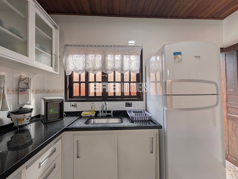 Casa com 5 dormitórios a 150m do mar