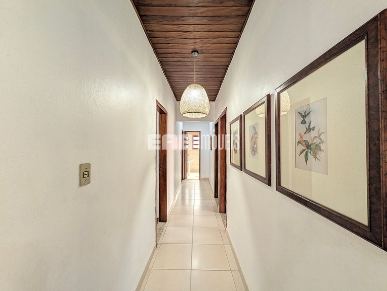 Casa com 5 dormitórios a 150m do mar