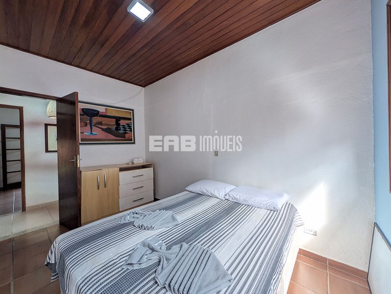 Casa com 5 dormitórios a 150m do mar