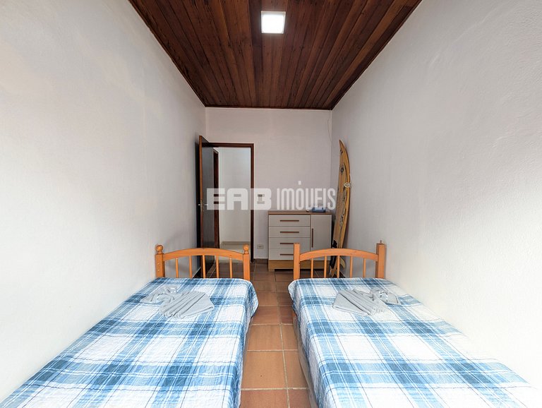 Casa com 5 dormitórios a 150m do mar
