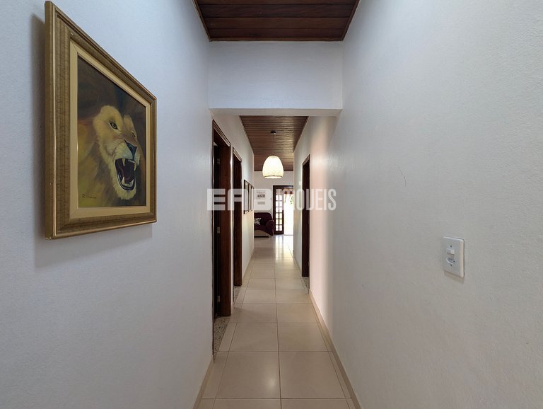 Casa com 5 dormitórios a 150m do mar