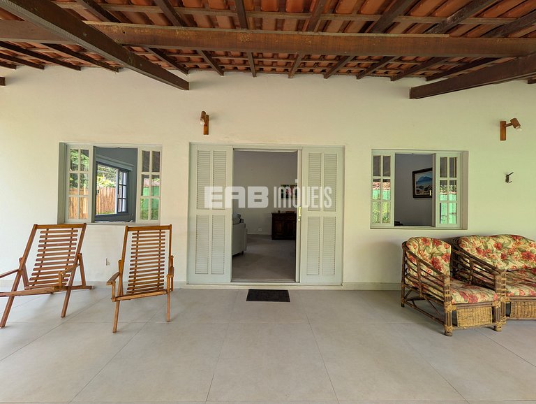 Casa para 10 pessoas na praia de Itamambuca