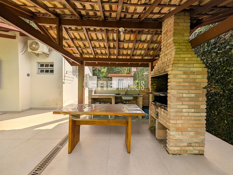 Casa para 10 pessoas na praia de Itamambuca