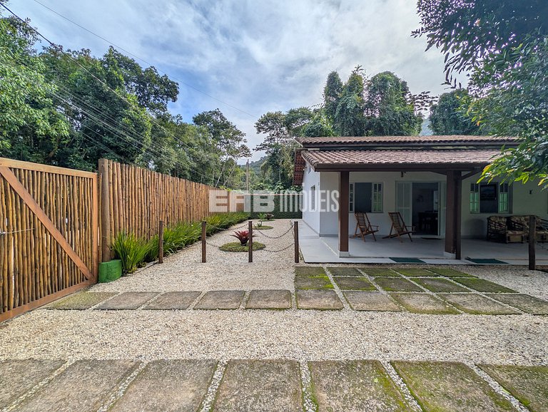 Casa para 10 pessoas na praia de Itamambuca