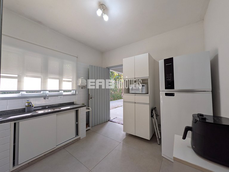 Casa para 10 pessoas na praia de Itamambuca
