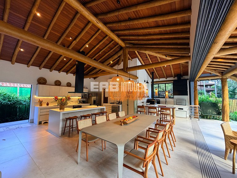 Casa com piscina, redário e espaço gourmet