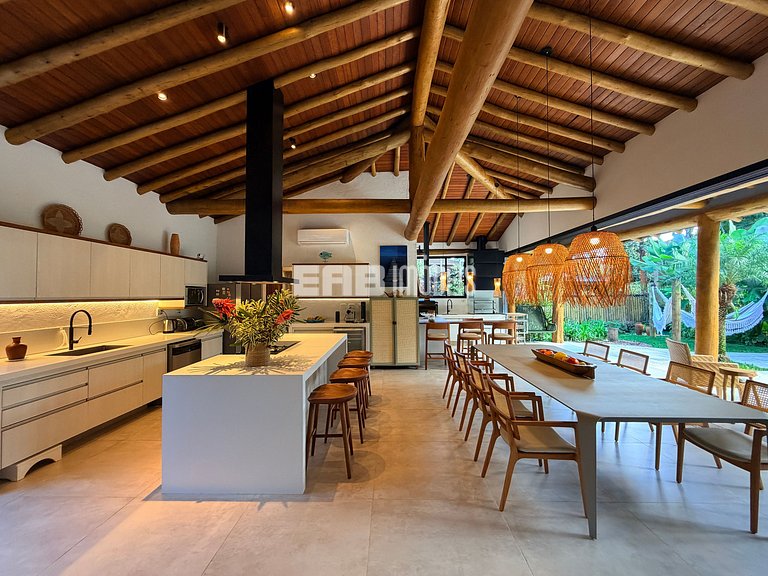 Casa com piscina, redário e espaço gourmet
