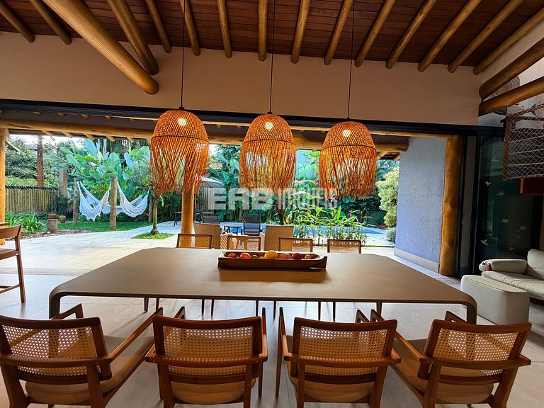 Casa com piscina, redário e espaço gourmet