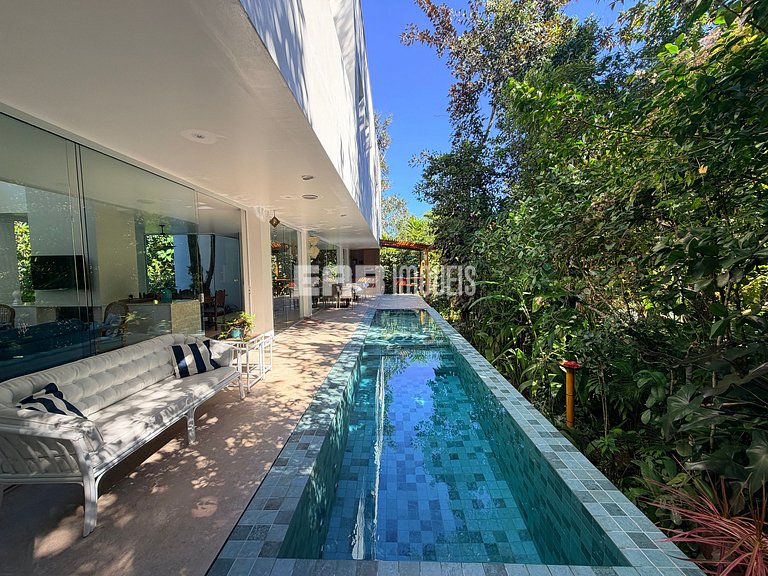 Casa de alto padrão no Prumirim