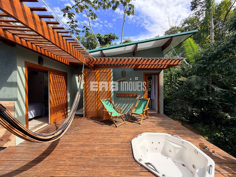 Casa com 3 suítes na Praia de Itamambuca