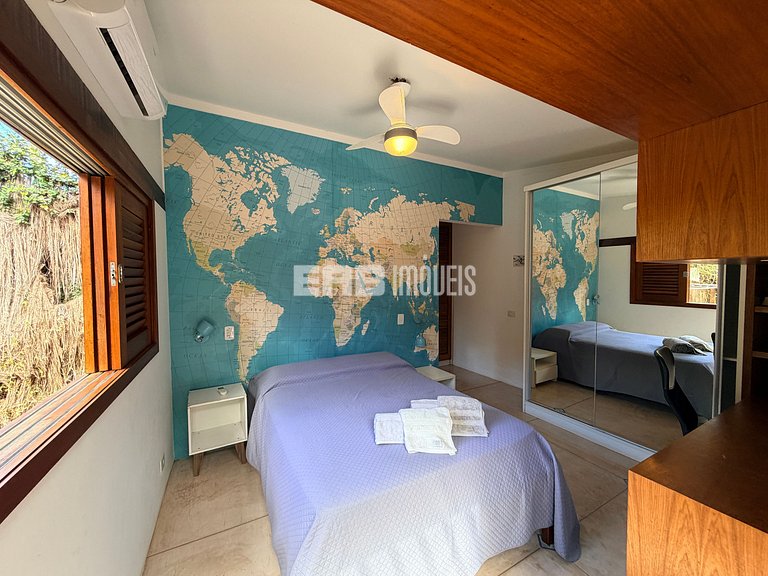 Casa com 3 suítes na Praia de Itamambuca