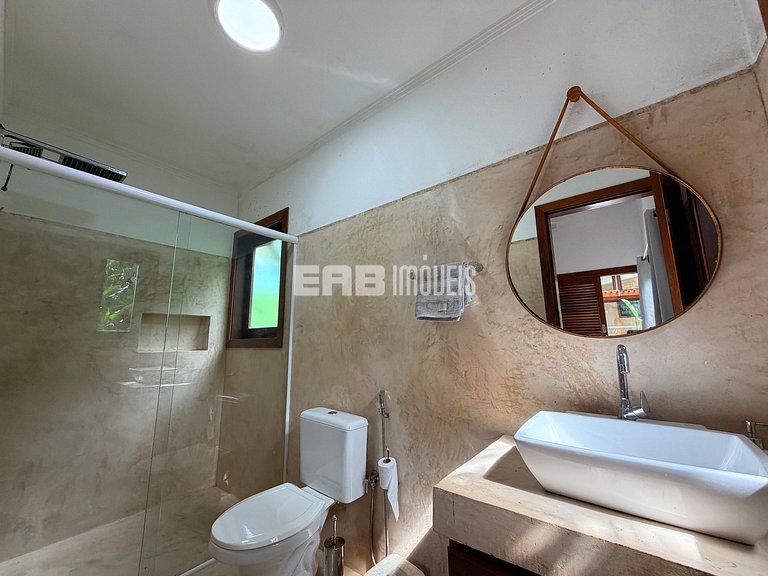 Casa com 3 suítes na Praia de Itamambuca