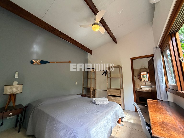 Casa com 3 suítes na Praia de Itamambuca