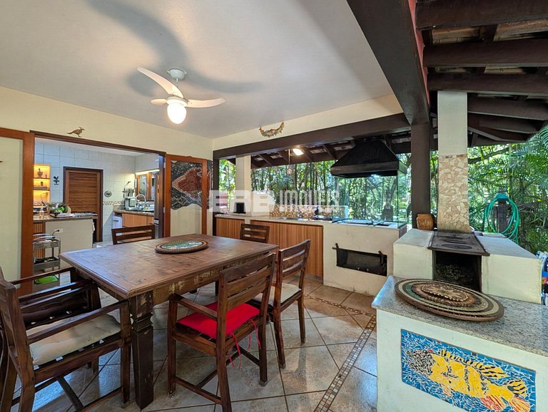 Casa a 20m da praia de Itamambuca, Ubatuba