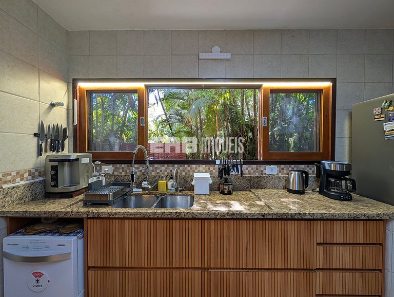 Casa a 20m da praia de Itamambuca, Ubatuba